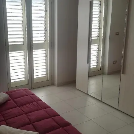 فندق Il Laureato ريجّو دي كالابريا