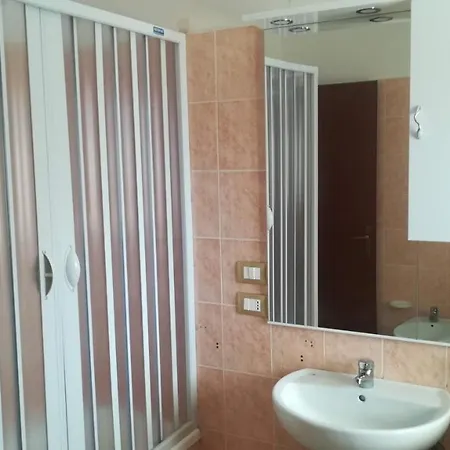 Il Laureato 호텔 레조디칼라브리아